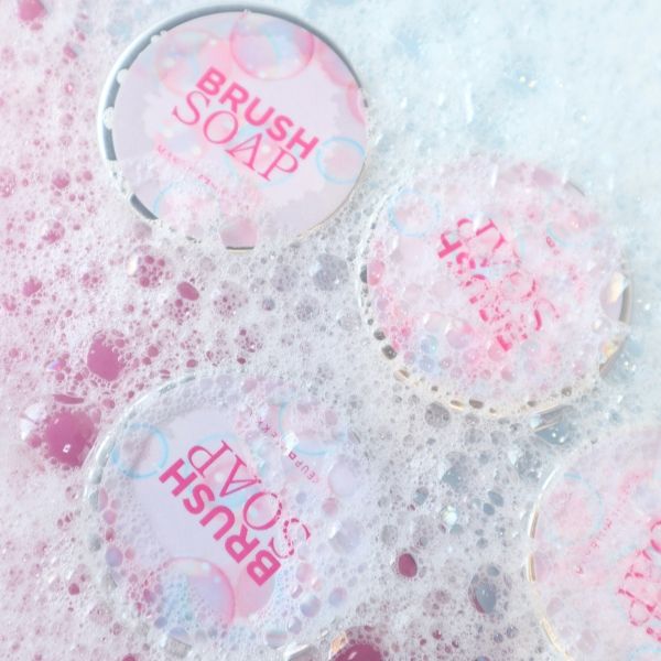 Brush Soap från Makeup Mekka – bild 2
