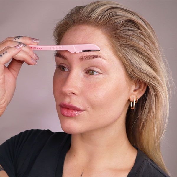 Brow Cutter från Makeup Mekka – bild 2