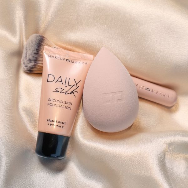 Daily Silk Blending Sponge från Makeup Mekka – bild 2