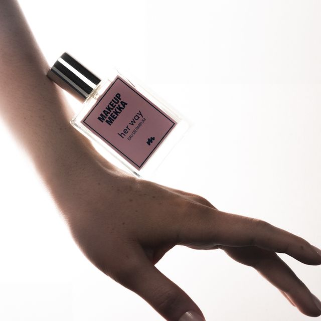 Her Way Eau de Parfum 30 ml från Makeup Mekka – bild 4