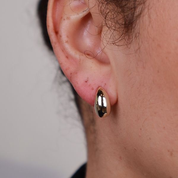Bold Drop Earrings från Makeup Mekka – bild 2