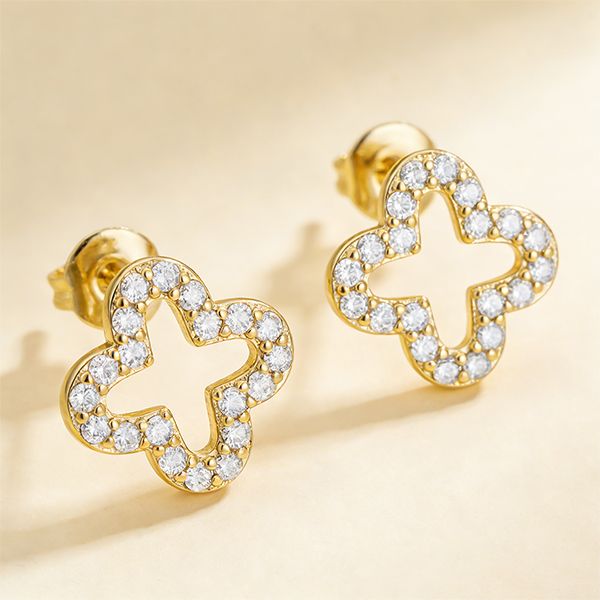 Lucky Me Stud Earrings från Makeup Mekka – bild 3