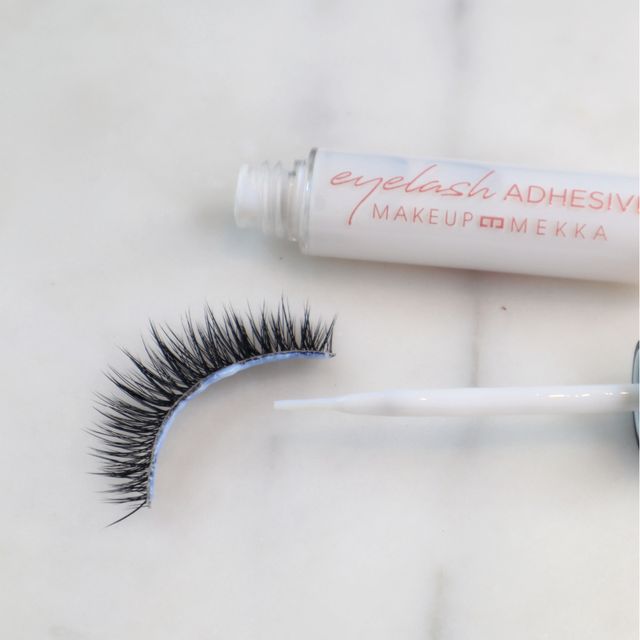 Eyelash Adhesive - Brush On från Makeup Mekka – bild 4