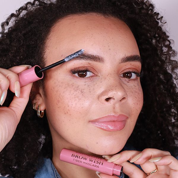 Brow Wish Fiber Mascara från Makeup Mekka – bild 2