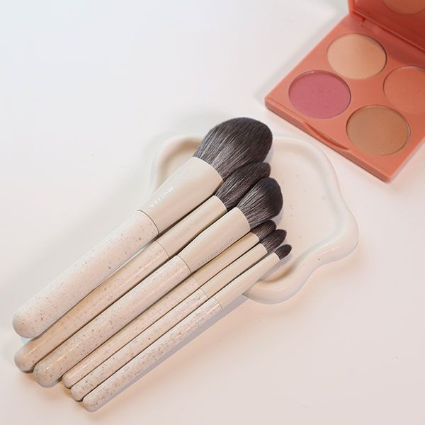 Creamy Cocoa Brush Set från Makeup Mekka – bild 3